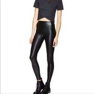 𝅺Aritzia Wilfred Free Daria Vegan Faux Leather Leggings Size XS Neutral